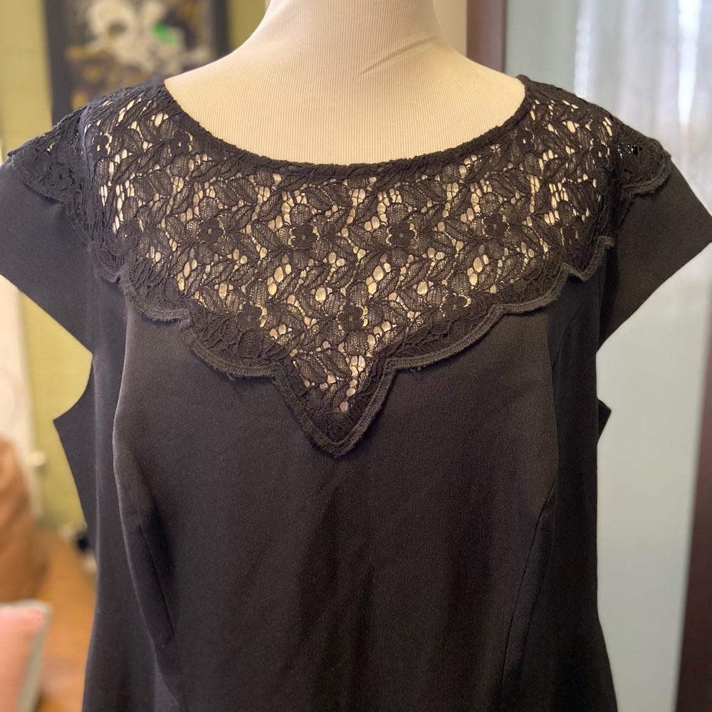 Elegant Black Lace Dress